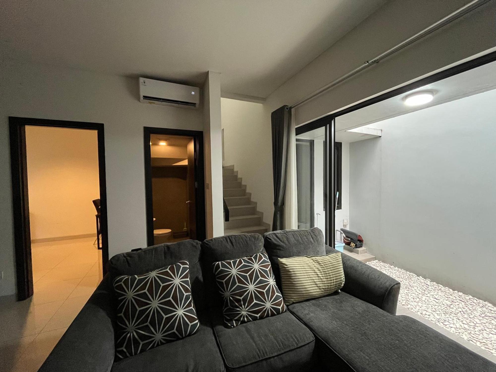 2 Floor Cozy House In Wisteria Jakarta Garden City Kültér fotó